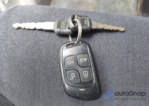 1997 Chevrolet Chevy Van Yf7 Upfitter Pkg. from USA, damaged, VIN 1GBFG15W6V1001569